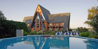 River House Hotel